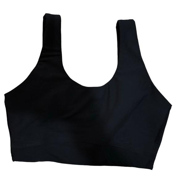 all in motion Other - All in Motion Medium Support Everyday Bra - Size M Black